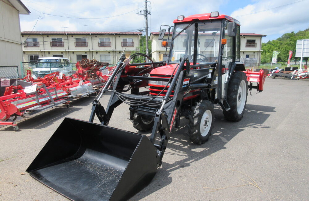 ヤンマー トラクター US32 フロントローダー｜農家さんの味方｜全国の農家の皆さんのために。農機具の査定・買取・販売 を通して農業の未来に貢献いたします。