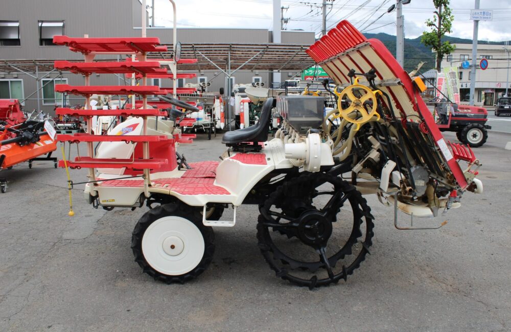 山形発 ヤンマー 中古 田植機 VP6 アワー444h 6条植え｜農家さんの味方